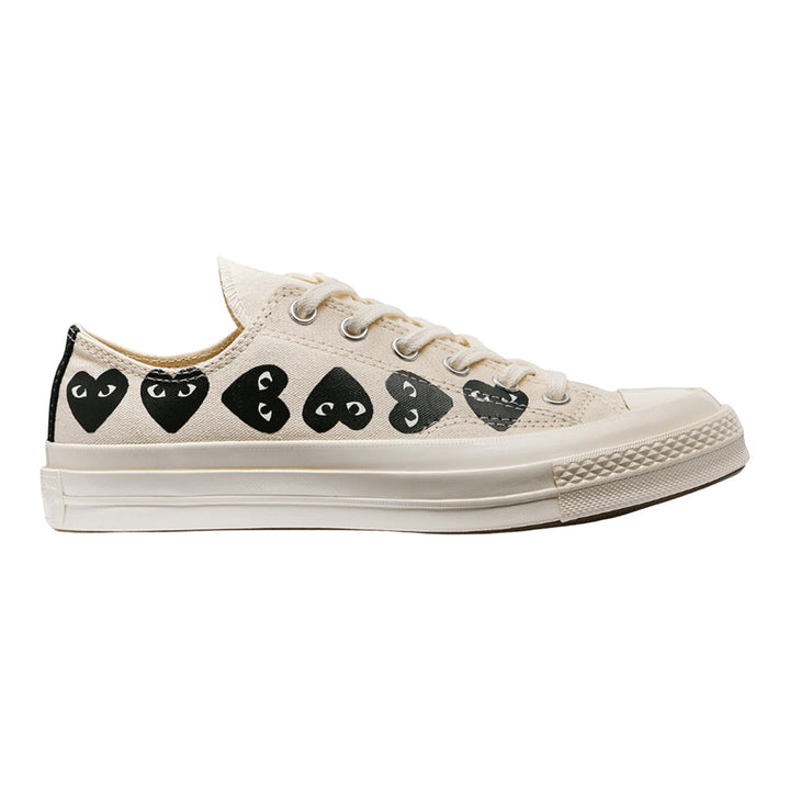 Club21 - COMME des GARCONS PLAY CONVERSE - Converse Multi Black Heart Low Top - SNEAKERS - White