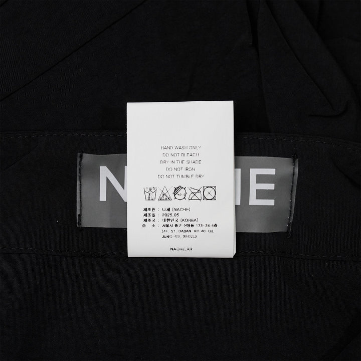 Club21 - NACHE - Pintuck Nylon Pants Unisex - PANTS - Black