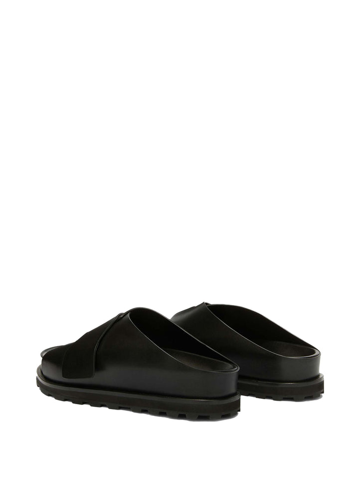 Sandal