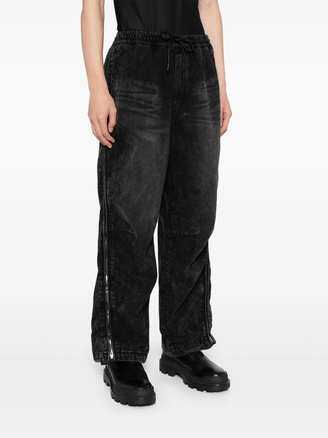 Full Side-Zip Destroyed Denim Pants