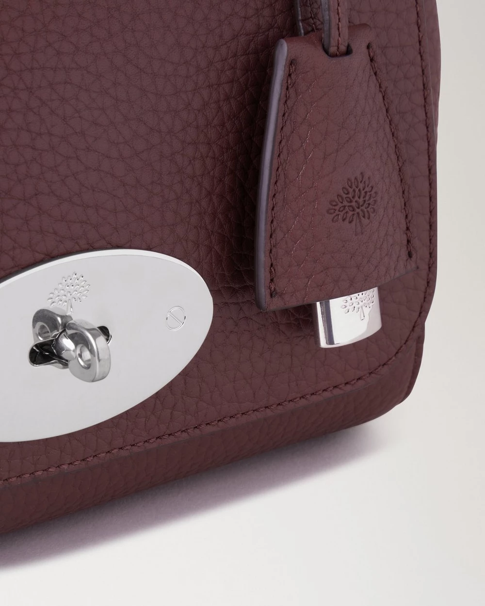 Lily Black Cherry Heavy Grain