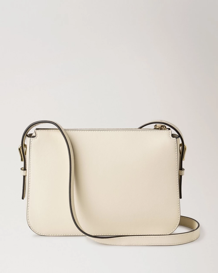 Clovelly Pouch Eggshell