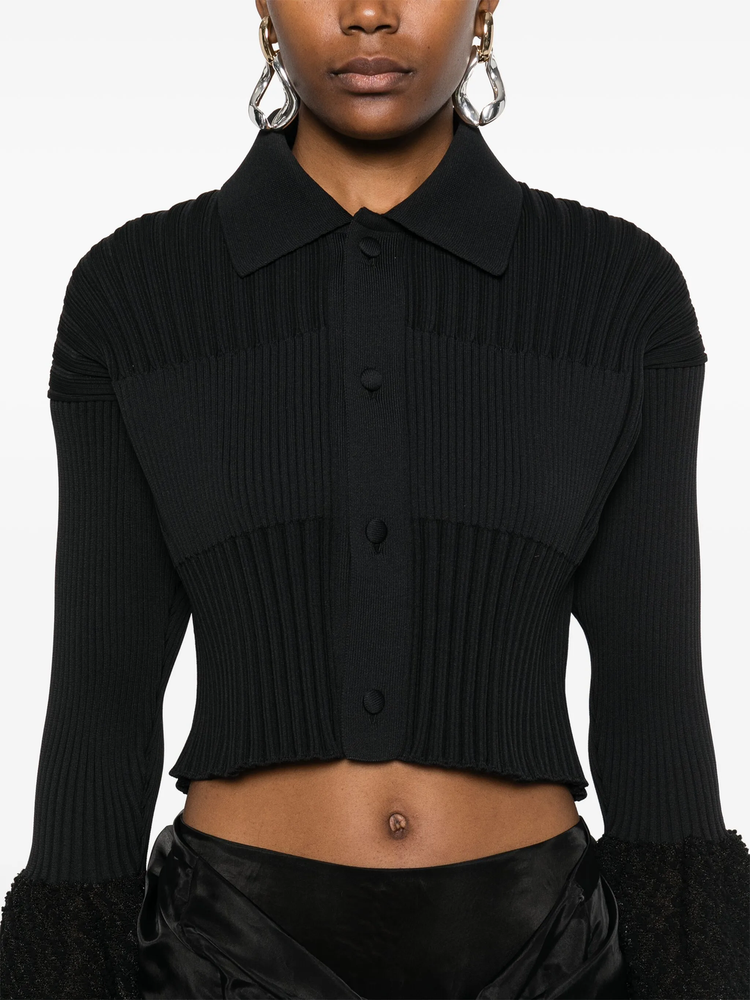Fluted Ornament Cropped Shirt