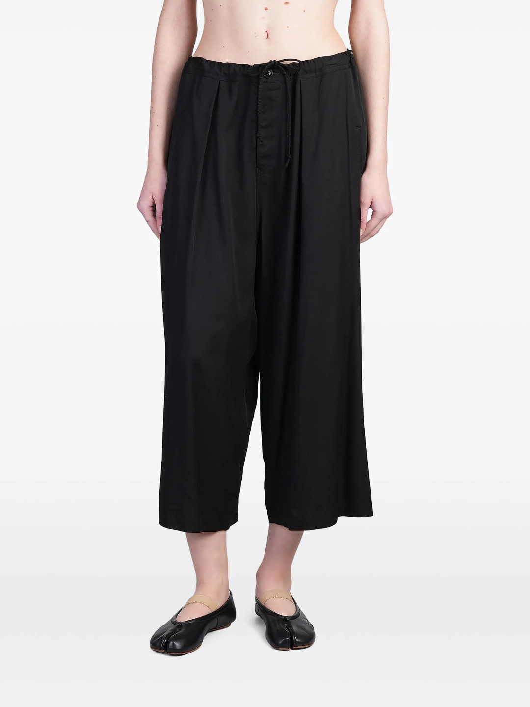 Front Tucked Wide Pants