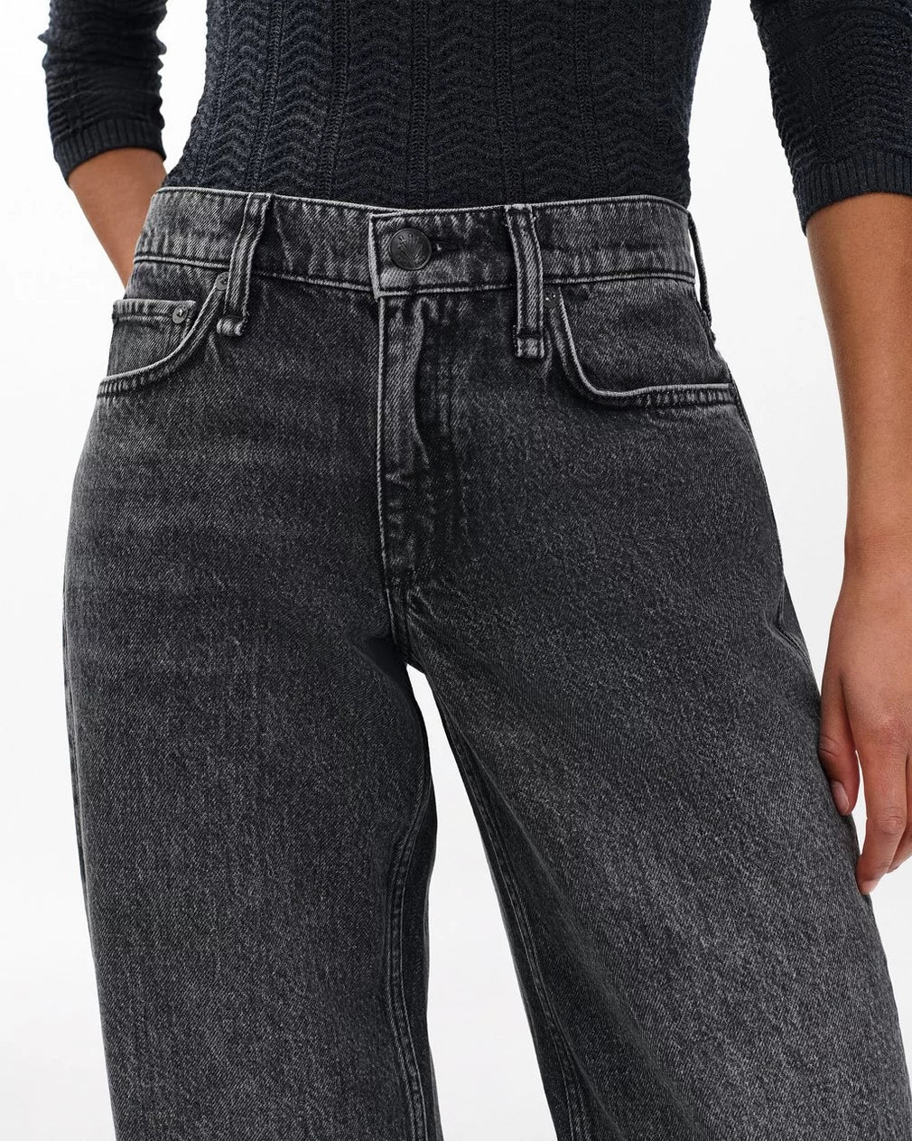 Saige Low-Rise Full Relaxed Straight Jeans
