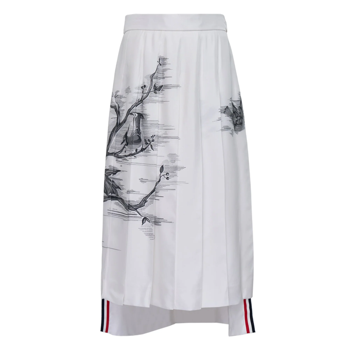 Classic Knee Dropped Back Pleated Skirt