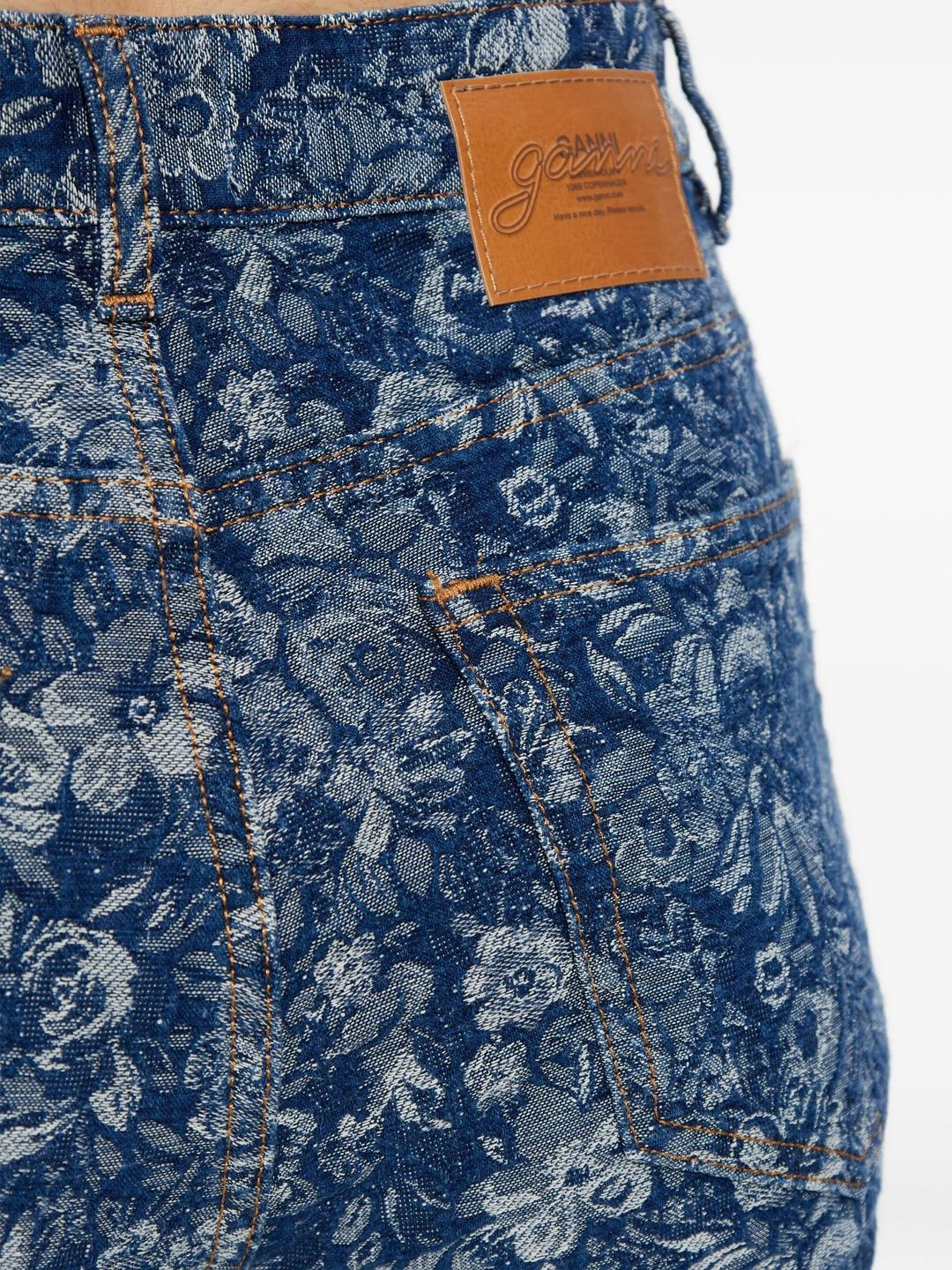 Tapestry Denim Betzy Cropped Jeans