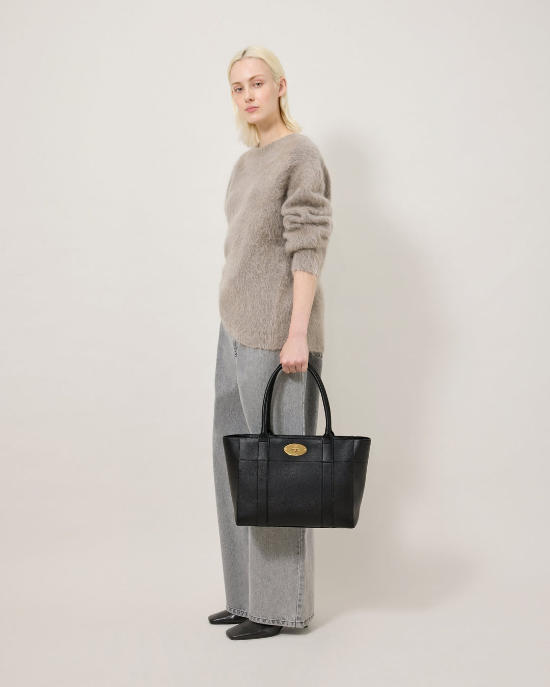 Bayswater 9 To 5 Black Small Classic Grain