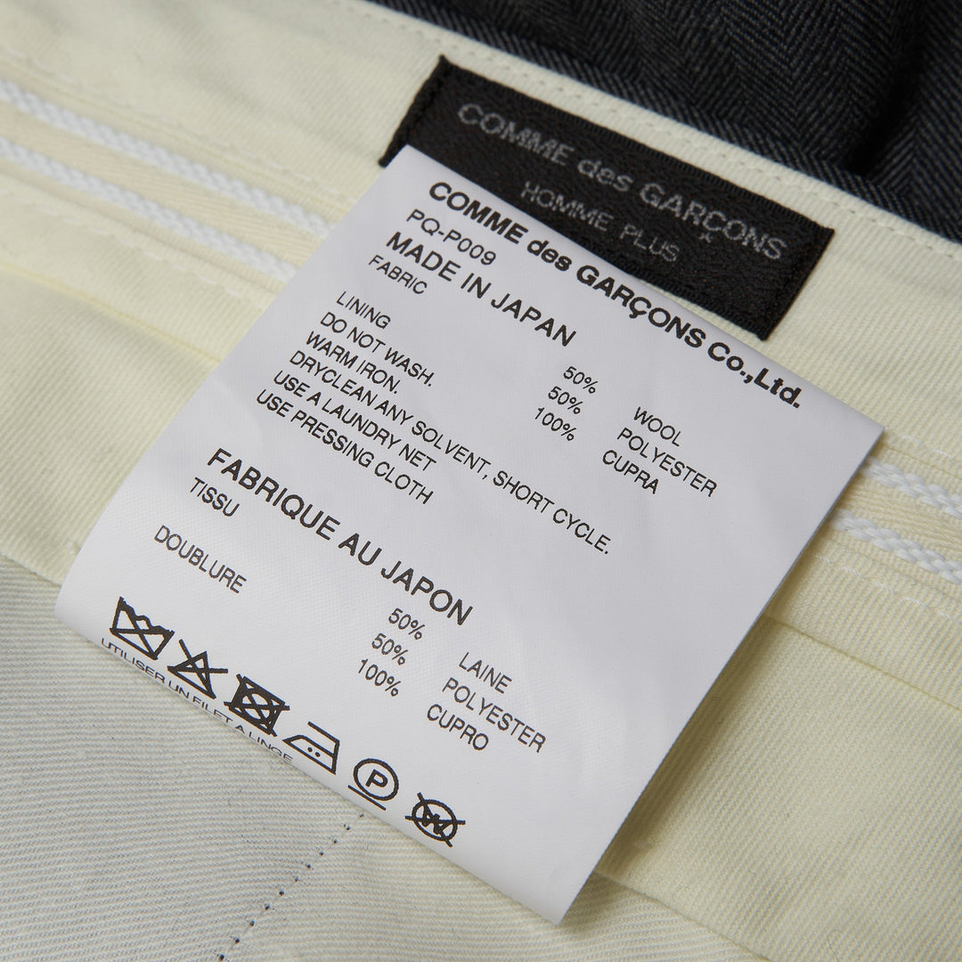 Pleated Wide-Leg Shorts