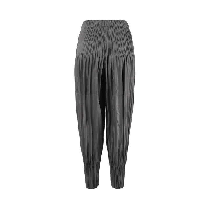 Fluffy Basics Pleated Pants