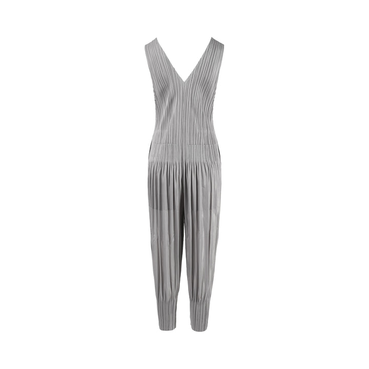 Fluffy Basics Pleated Jumpsuit