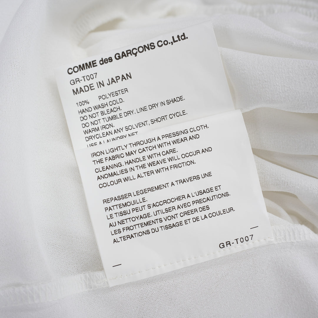 Comme des Garçons white ruffled tiered tee with pleated scalloped panels and gathered puff sleeves - view 4