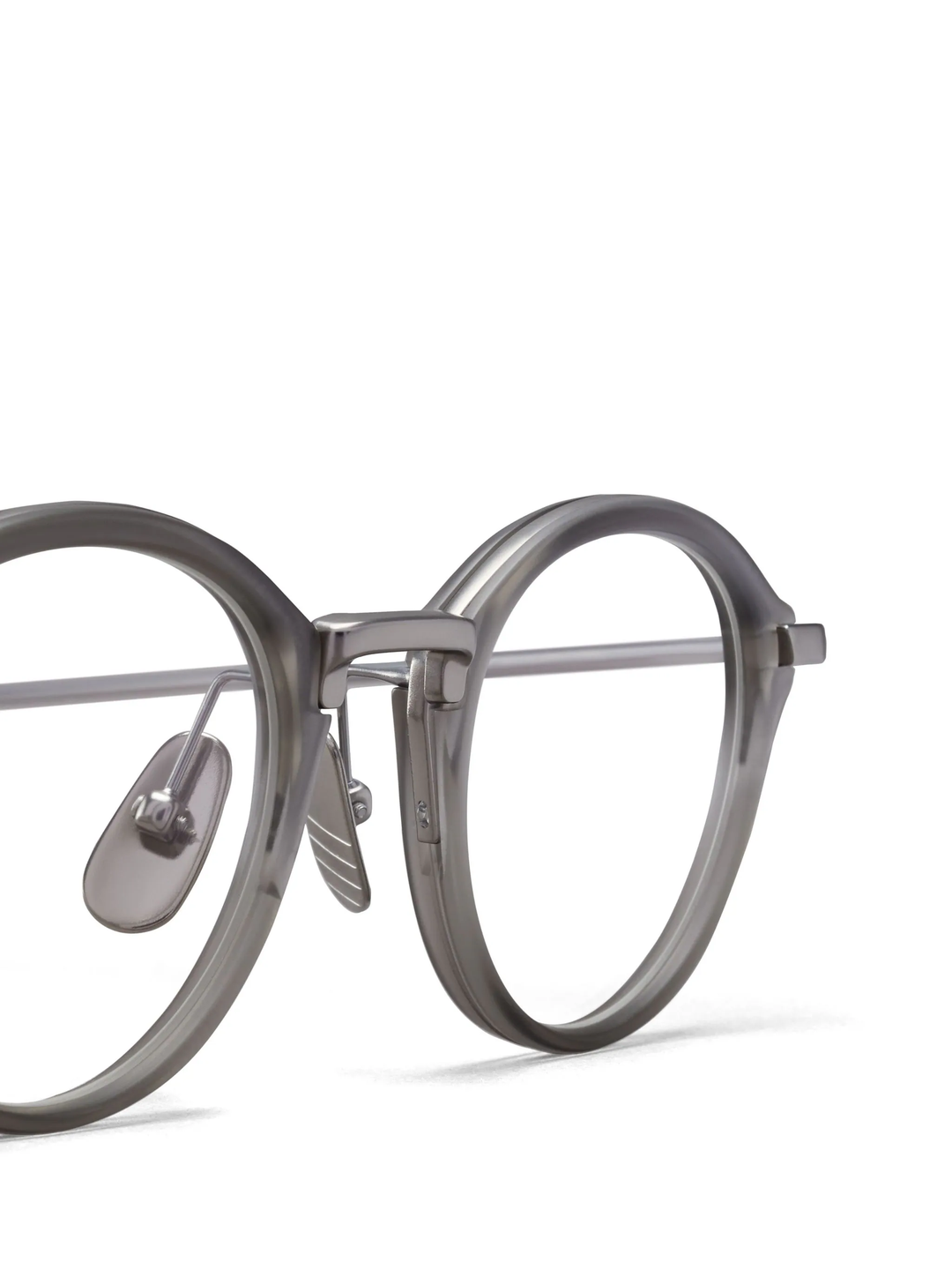 Acetate And Titanium Round Eyeglasses