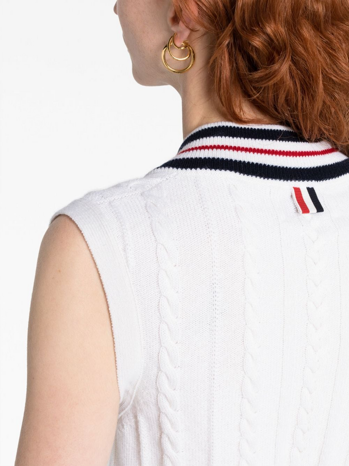 Aran Cable V Neck Vest In Cashmere