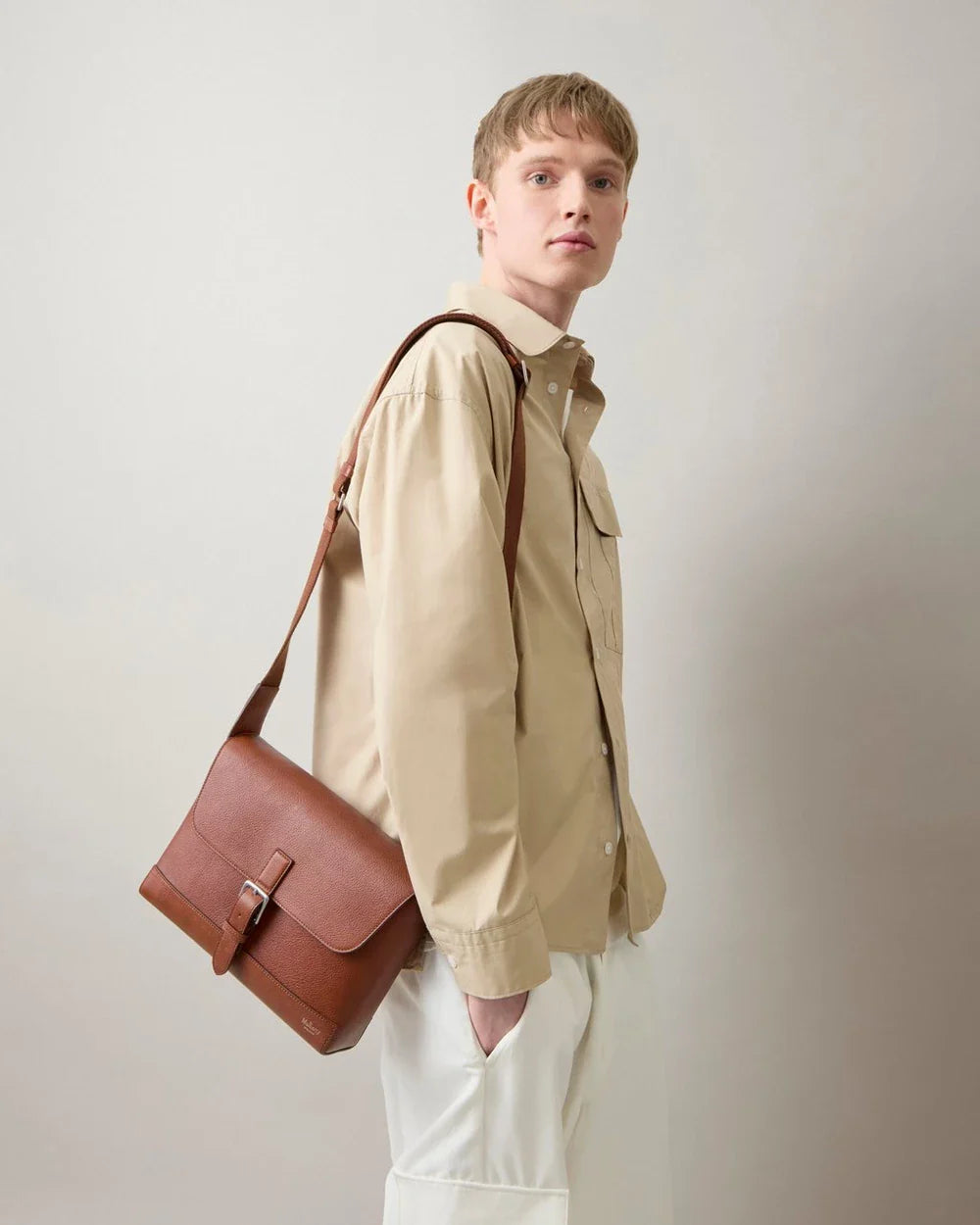 Small Chiltern Crossbody Messenger Oak NVT