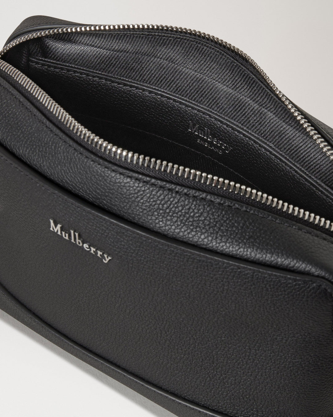 Small Farringdon Messenger Black Small Pebble Grain