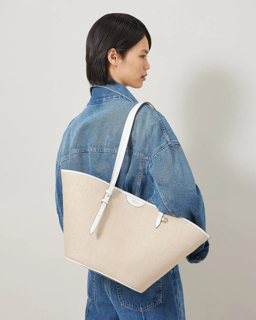 Basket Tote White Raffia