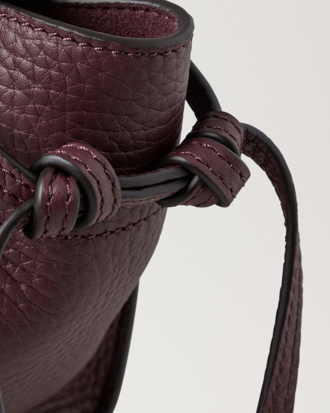 Mini Soft Bayswater Black Cherry Heavy Grain