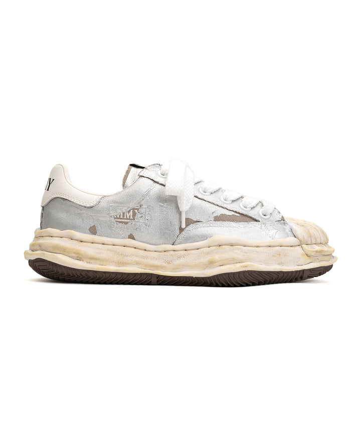 BLAKEY Original Sole Film Attached Canvas Low-Top Sneaker