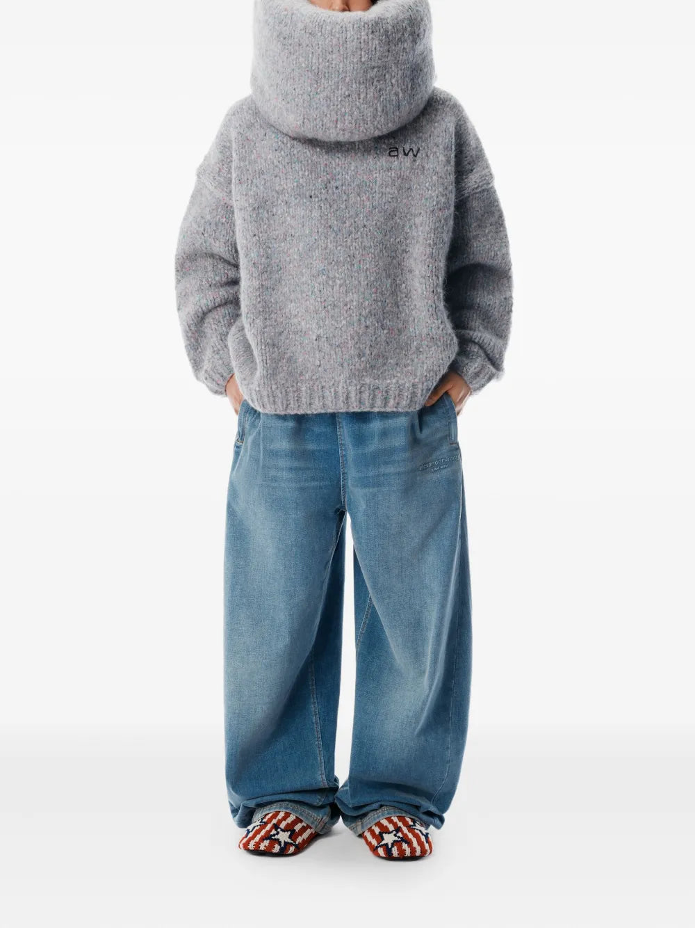 Oversized Pullover With Hand-Crochet Logo