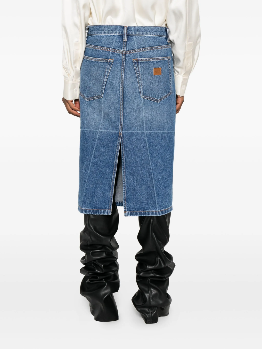 Straight Skirt With Faded Fold Line