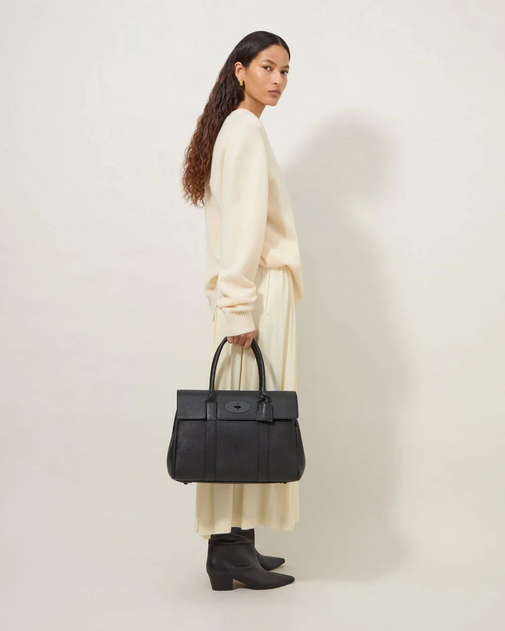 Bayswater Black Natural Grain