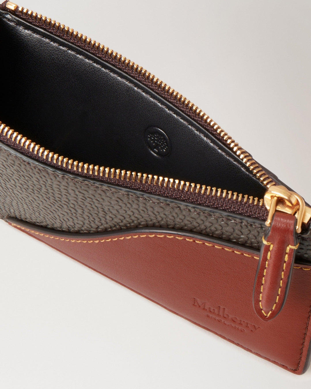 Heritage Zipped Long Card Holder BioVeg Scotchgrain & Flat Calf