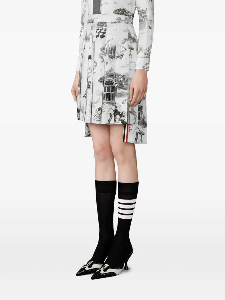 Classic Bermuda Length Pleat Skirt