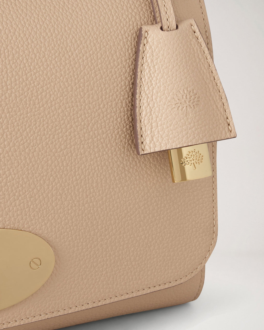 Medium Lily Small Classic Grain