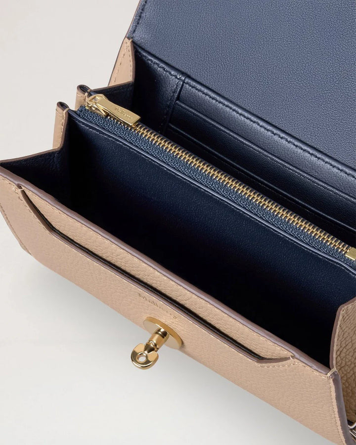 Medium Darley Wallet Small Classic Grain
