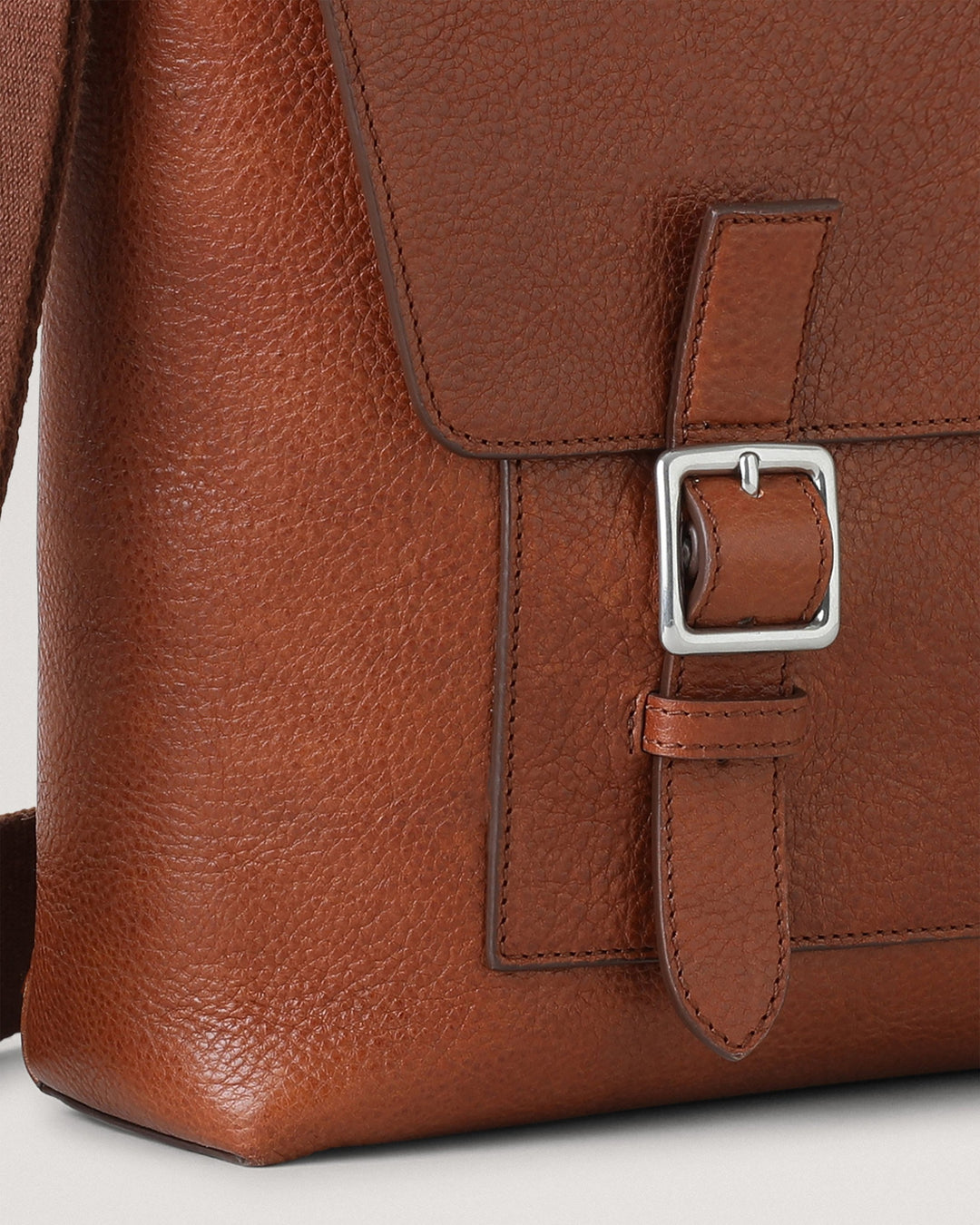 Mulberry Chiltern Crossbody Messenger Large – Available at Club 21, Official Retailer in Singapore, Malaysia & Thailand with Global Shipping Online