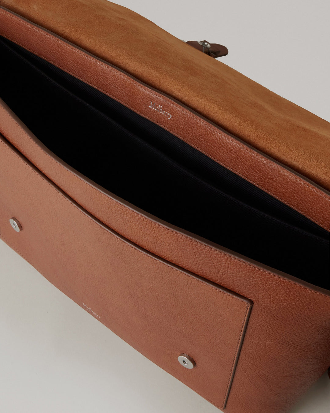 Mulberry Chiltern Crossbody Messenger Large – Available at Club 21, Official Retailer in Singapore, Malaysia & Thailand with Global Shipping Online