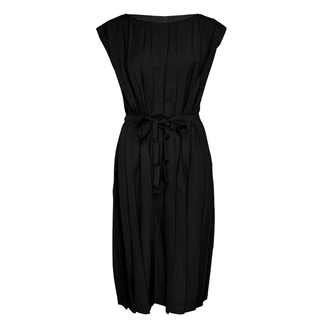 Cross Pleats