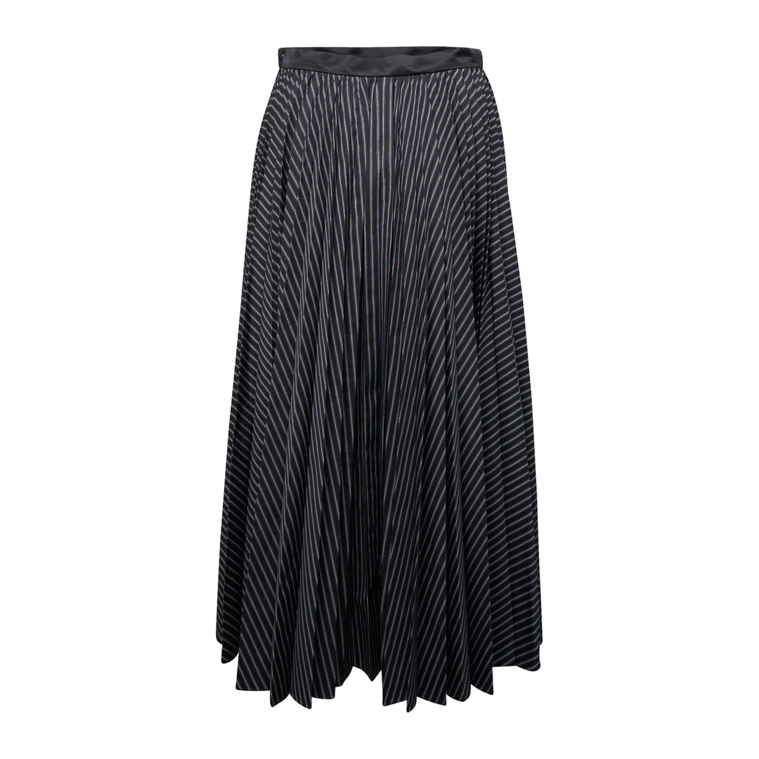 sacai Poplin Skirt – Available at Club 21, Official Retailer in Singapore, Malaysia & Thailand with Global Shipping Online