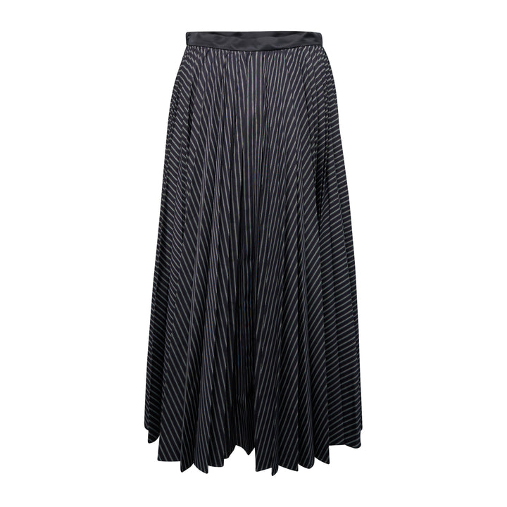 sacai Poplin Skirt – Available at Club 21, Official Retailer in Singapore, Malaysia & Thailand with Global Shipping Online