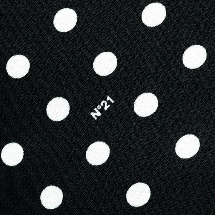 N°21 Scarf – Available at Club 21, Official Retailer in Singapore, Malaysia & Thailand with Global Shipping Online