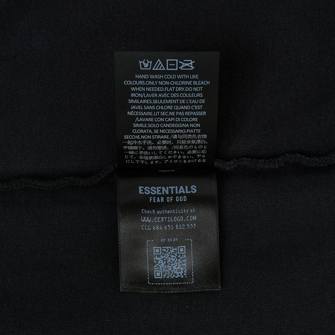 Signature 90's Short Sleeve Tee