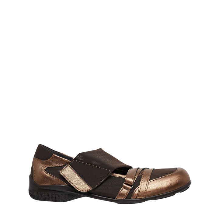 Cross Band Mesh Flats