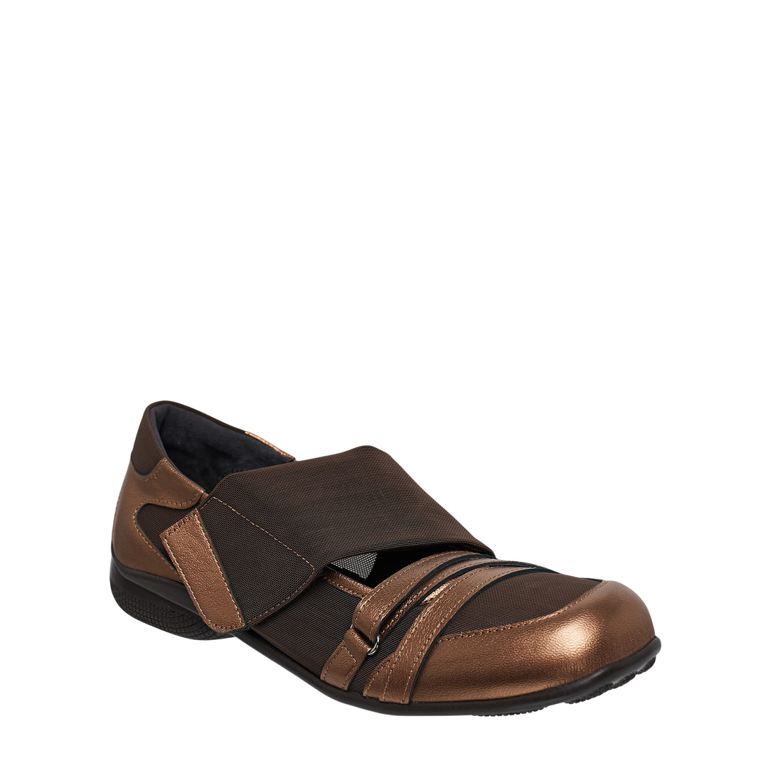 Cross Band Mesh Flats