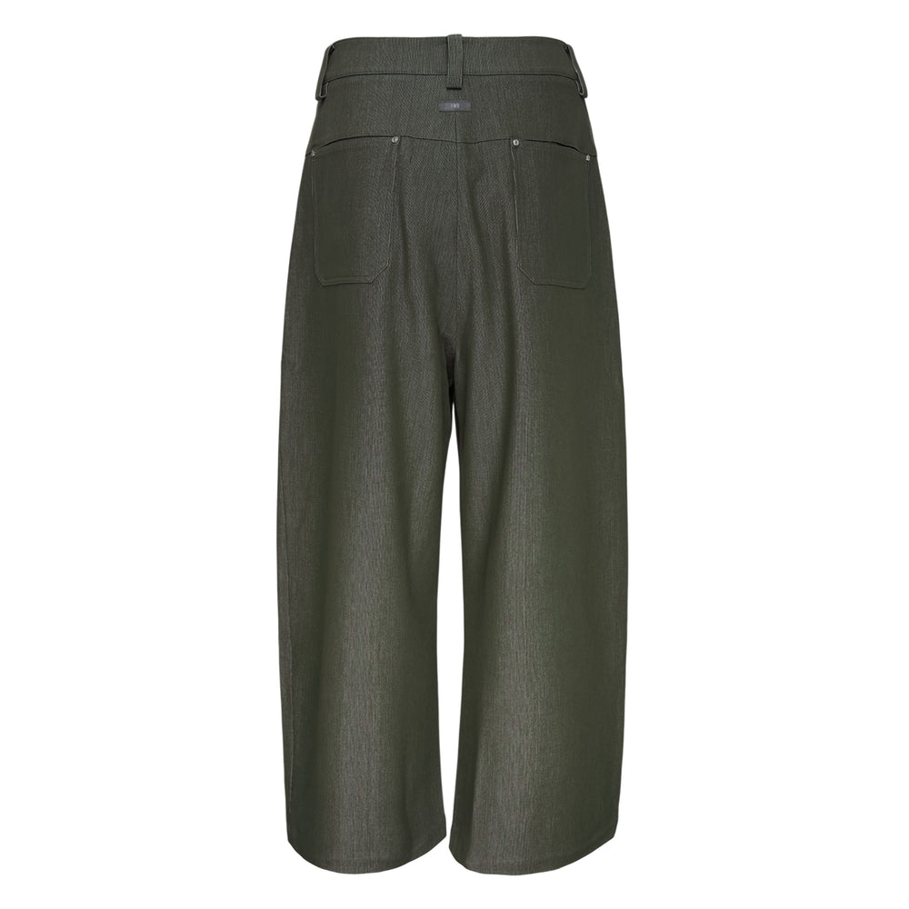 TEAM WANG design olive green high-waisted pleated wide-leg trousers with D-ring hardware waistband detail, front view on white background
