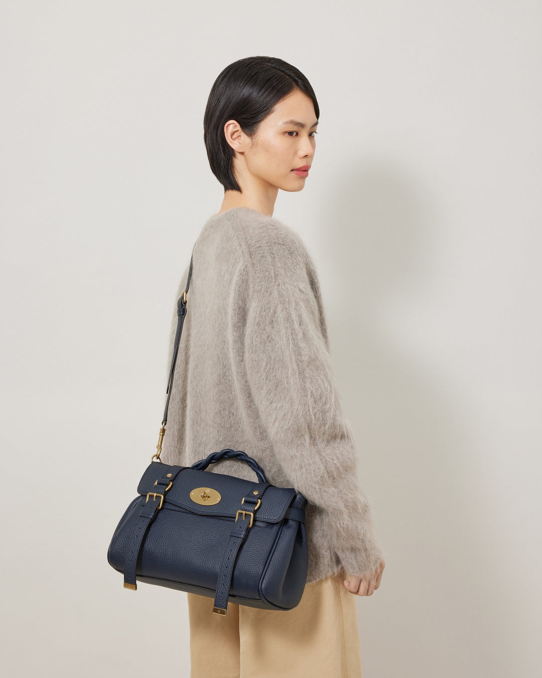 Alexa Heavy Grain Medium Satchel