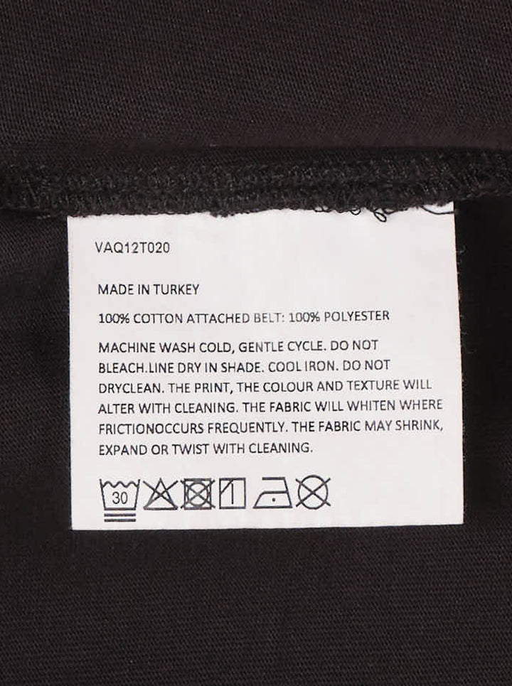 Vaquera All Eyes On Me washed black oversized T-shirt with white stiletto heel graphic and slogan print - view 3