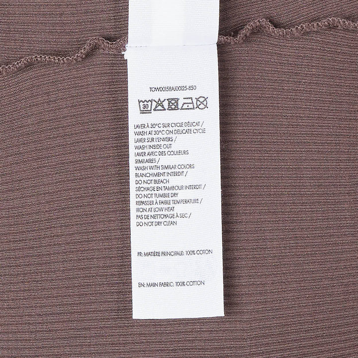 Jacquemus gros grain ribbed jersey tank top in mauve, featuring a deep scoop neckline, structured straps, and a woven brand label at the back neck - view 3