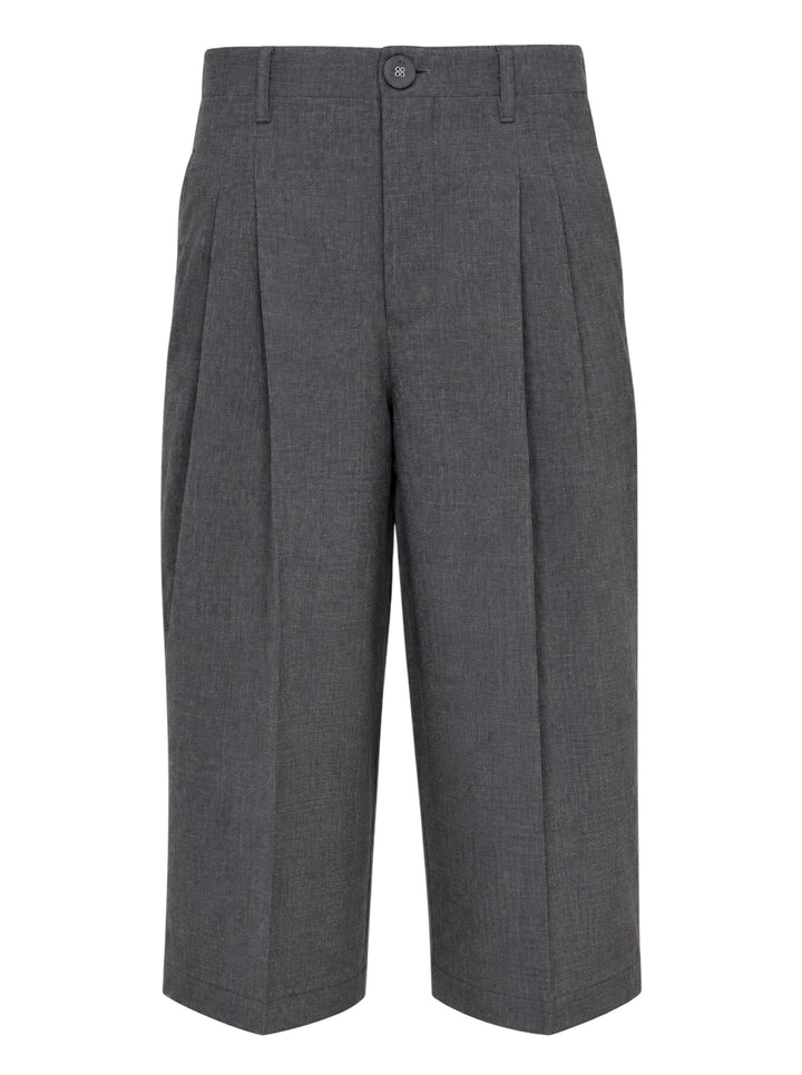 AMI Pleated Carrot Shorts in medium grey, featuring a high-rise waistband, double forward pleats, wide-leg carrot silhouette, and cuffed hem, displayed flat on a white background.
