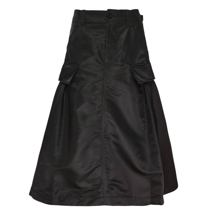 sacai black nylon twill cargo midi skirt with A-line silhouette, oversized hip pockets, structured waistband, and pleated flared hem