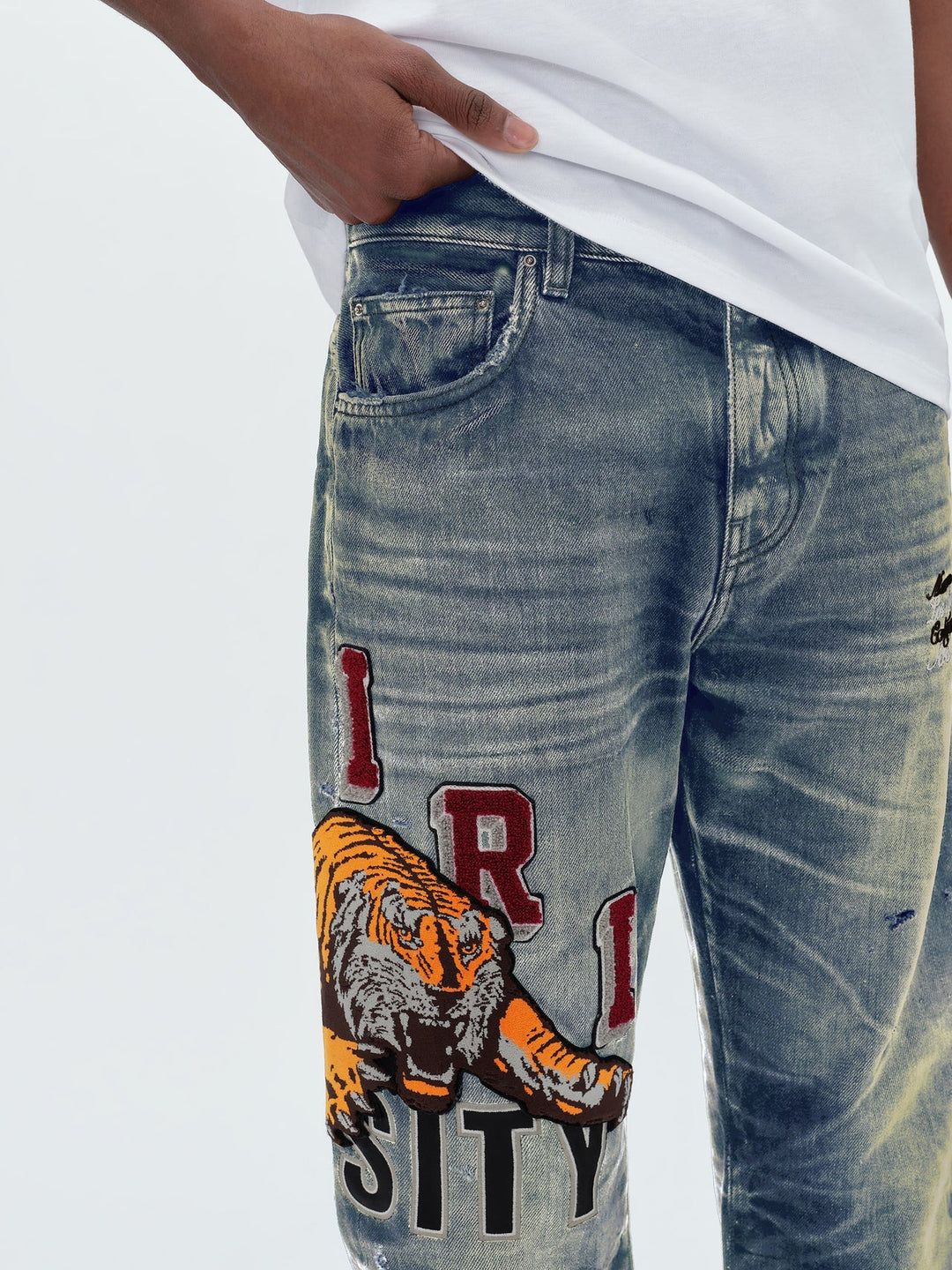 Amiri-Varsity-Tiger-Straight-Jeans-Indigo-5