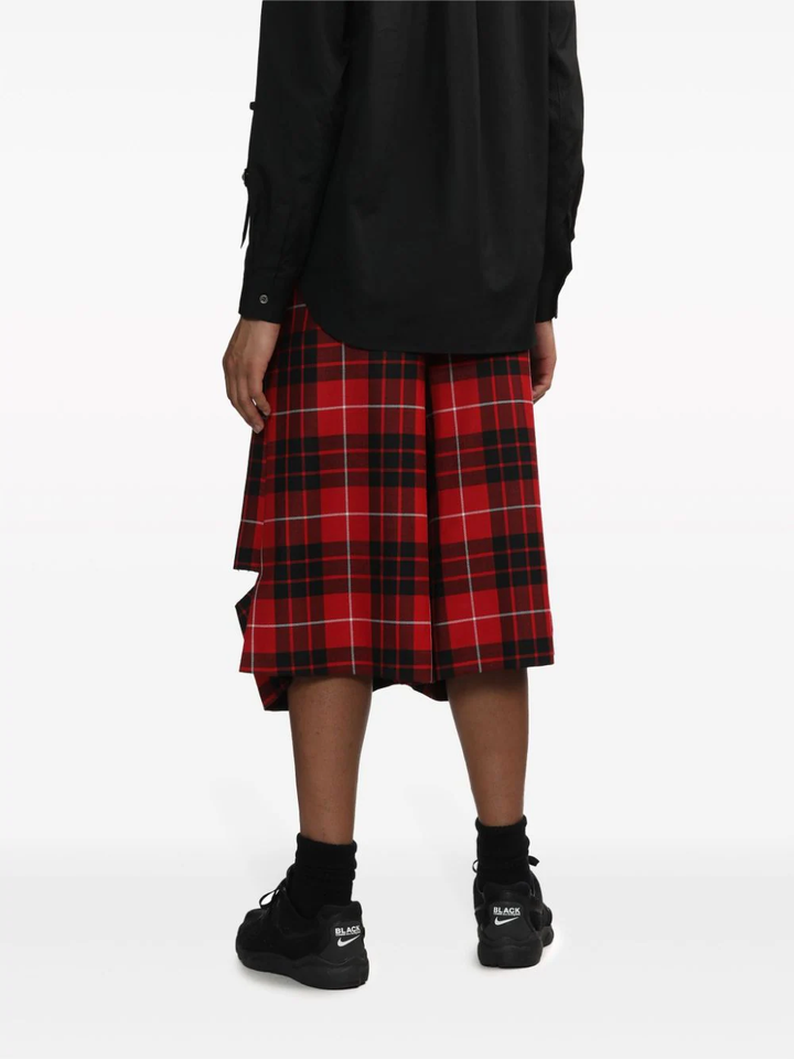 COMME-des-GARCONS-BLACK-Tartan-Check-Button-Shorts-Red-4