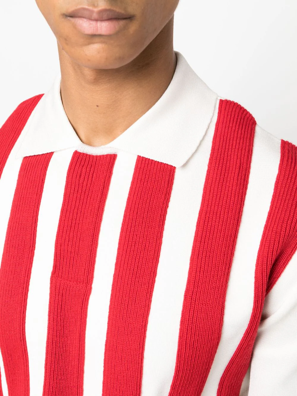 JACQUEMUS-Le-Polo-Maille-Ola-Stripes-5