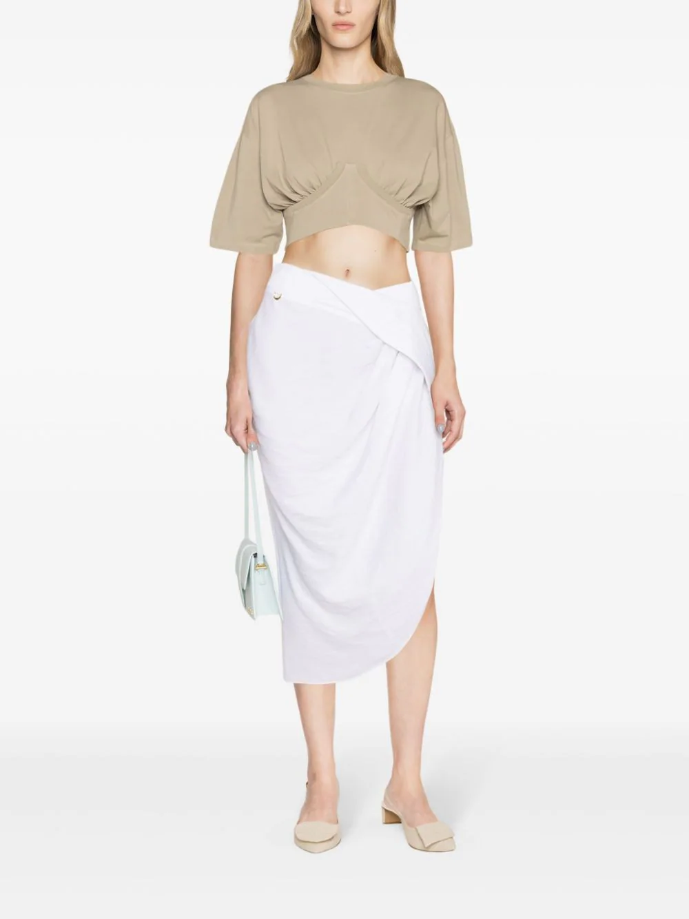 JACQUEMUS-Le-Tshirt-Caraco-Khaki-2