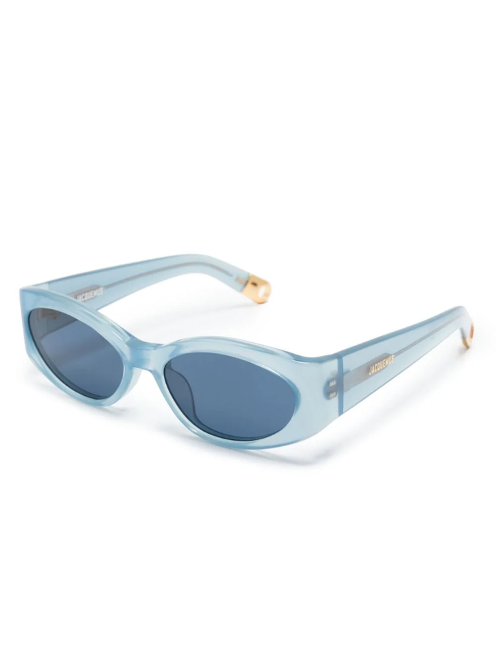 JACQUEMUS-Ovalo-Blue-Pearl-Yellow-Gold-Eyewear-Blue-2